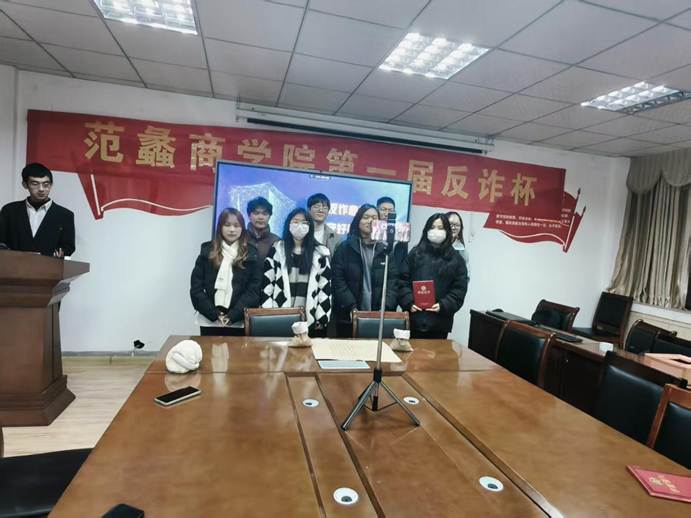 2da93049b09f7edfa05a840b9a6e805c